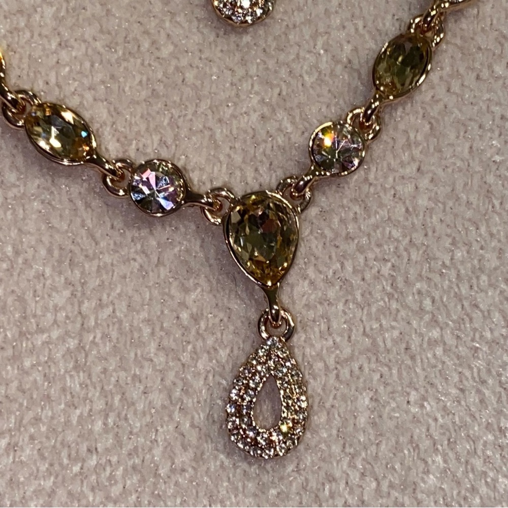 Givenchy rose gold tone with champagne Swarovski crystal necklace - Picture 4 of 16